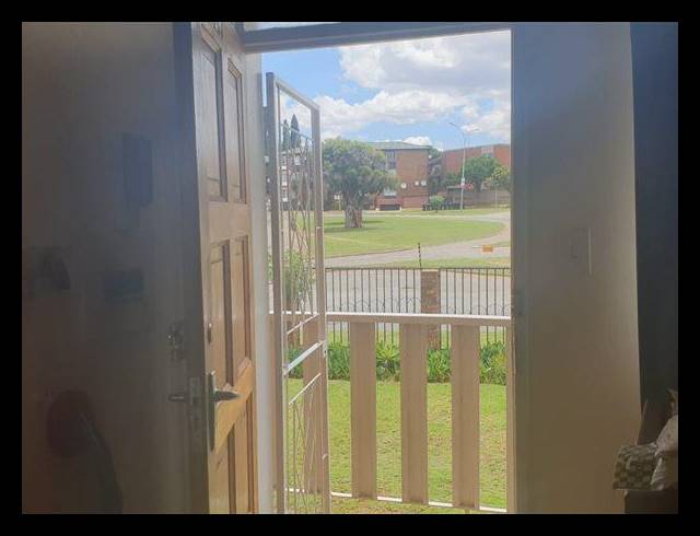 1 BEDROOM APARTMENT FOR SALE IN EDLEEN